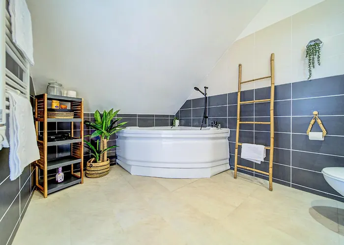 Апартаменты Le Kla Homecourt